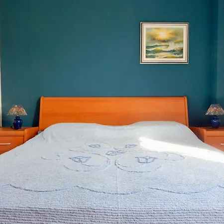 Affittacamere Holiday With Pool And Spacious Backyard 3*