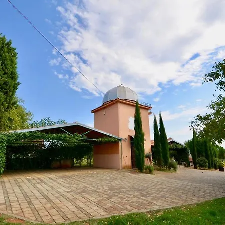 Affittacamere Holiday With Pool And Spacious Backyard